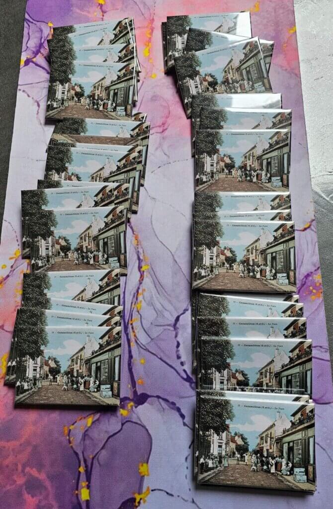 magnets avec une ancienne photo de la poste de la ville de garancières